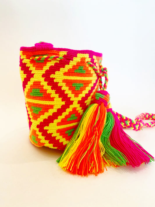 Small Crossbody Bag detail - handwoven small bag from Colombia by Hola Guava