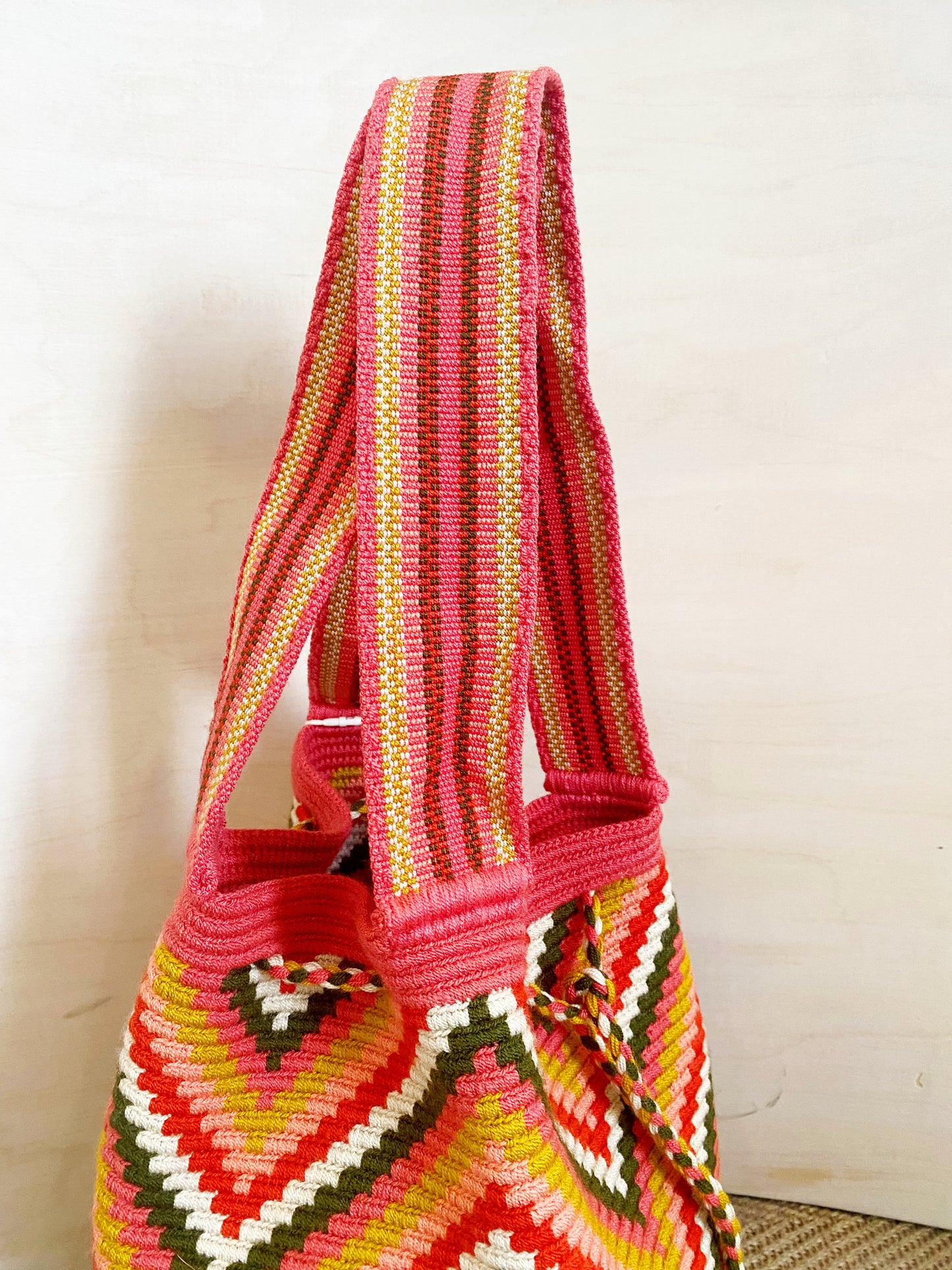 The Villa Shoulder Bag