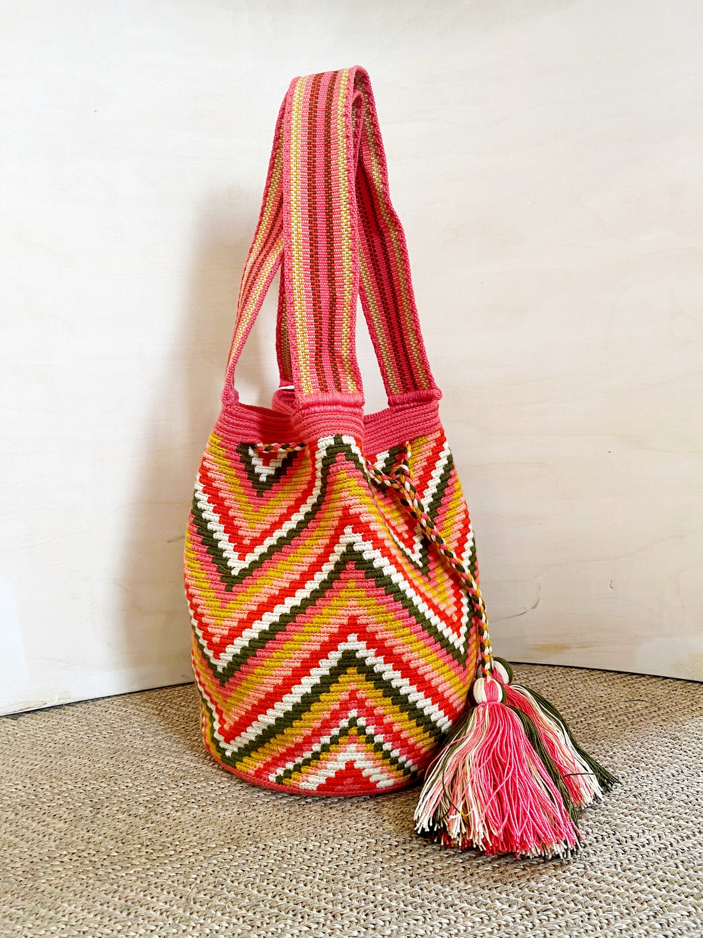 The Villa Shoulder Bag