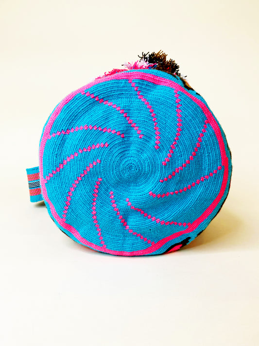 The Azul Bag detail - blue handwoven Wayuu beach bag with tassels