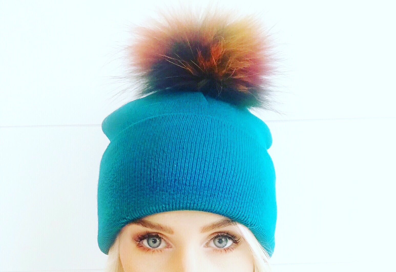 Peacock Blue Knit Hat w/ Fur PomPomi